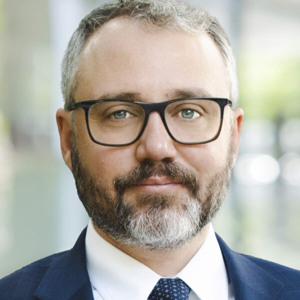 Nick Kapiotis_CoAdvantage Chief Legal Officer - 1